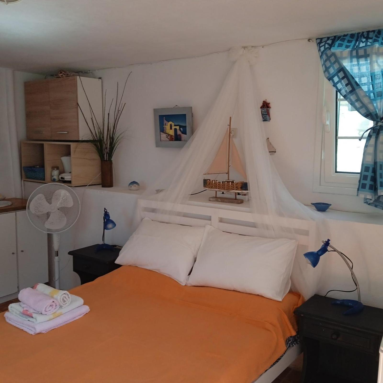 Cosy Studio In Allopronoia Sikinos Alopronia Exterior photo
